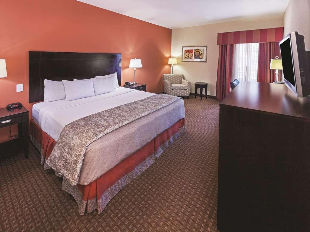 La Quinta By Wyndham Port Arthur Room photo