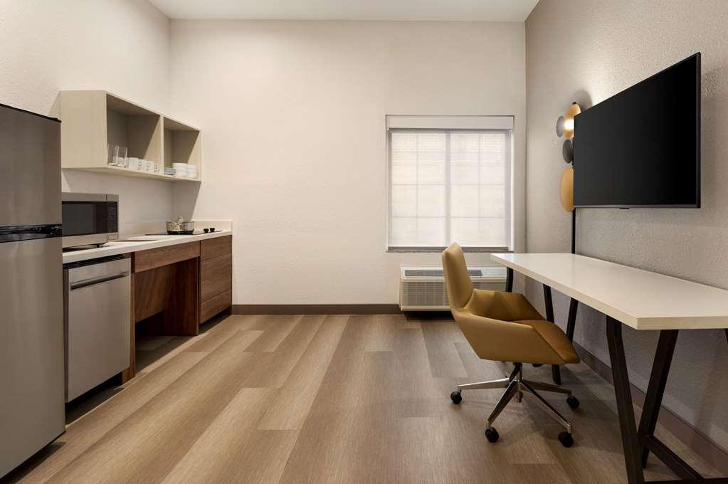 La Quinta By Wyndham Port Arthur Room photo