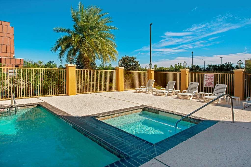 La Quinta By Wyndham Port Arthur Facilities photo